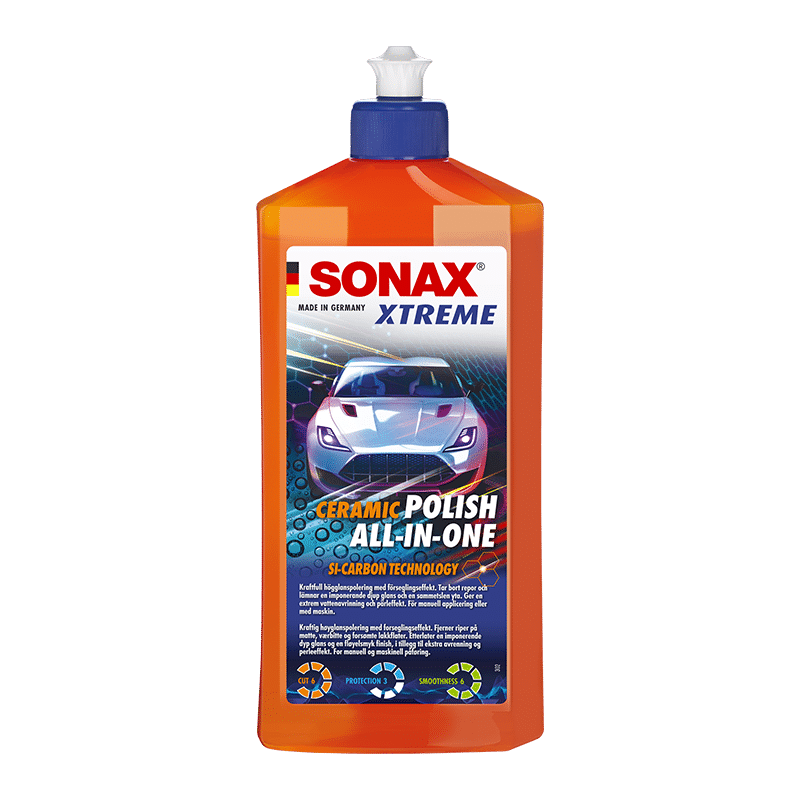 högglanspolering från SONAX i orange flaska